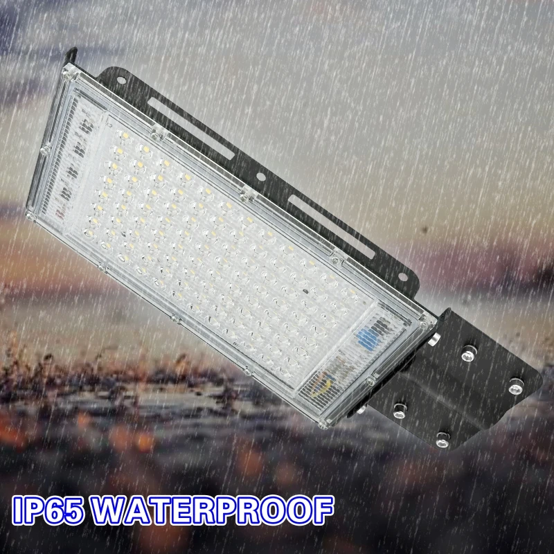 IP65防水LED街路灯,100W,220V-240V,屋外 - Outdoor Lighting Lux のレビューと価格