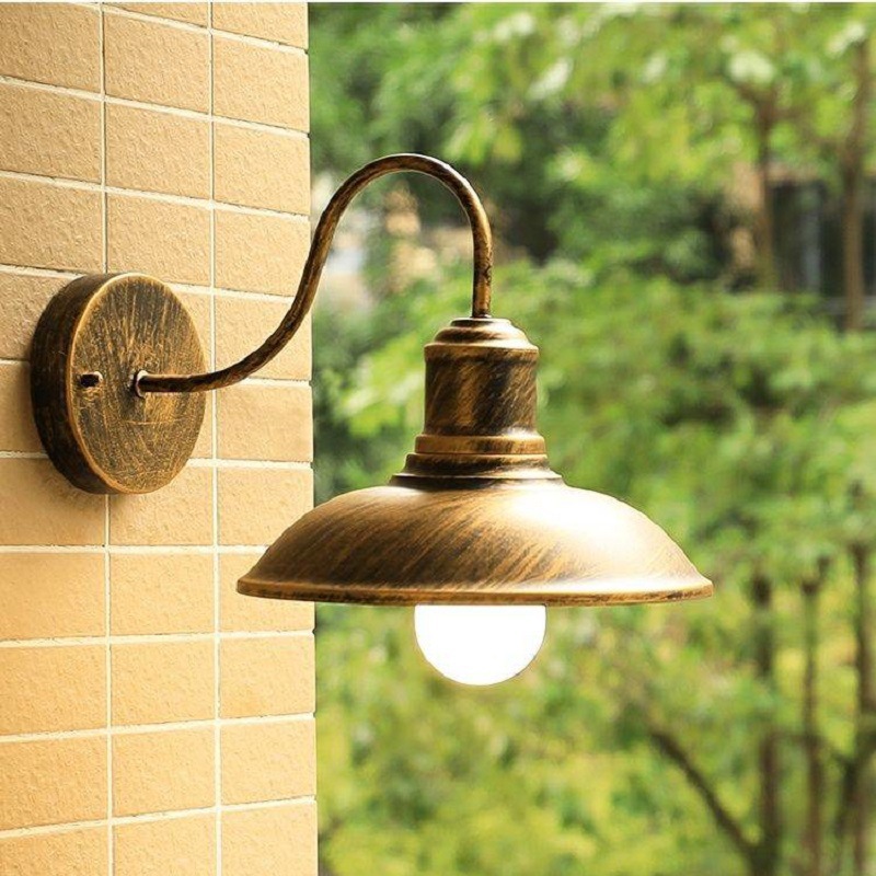 屋外ブラックゴールドアメリカンウォールライト器具インダストリ - Outdoor Lighting Bronze のレビューと価格